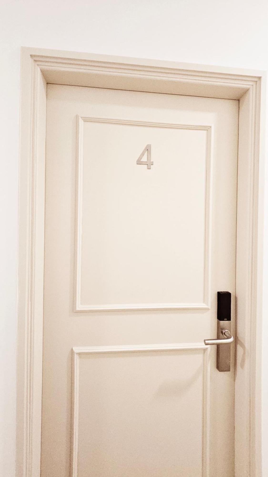 Rooms4you 1 In Historic Center Of Apartment